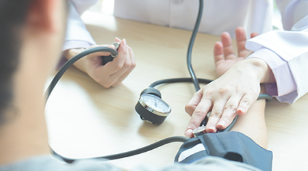 Immagine decorativa: Ipertensione: per accertare la reale pressione arteriosa occorrono almeno 2 rilevazioni successive, a distanza di più di 1 minuto